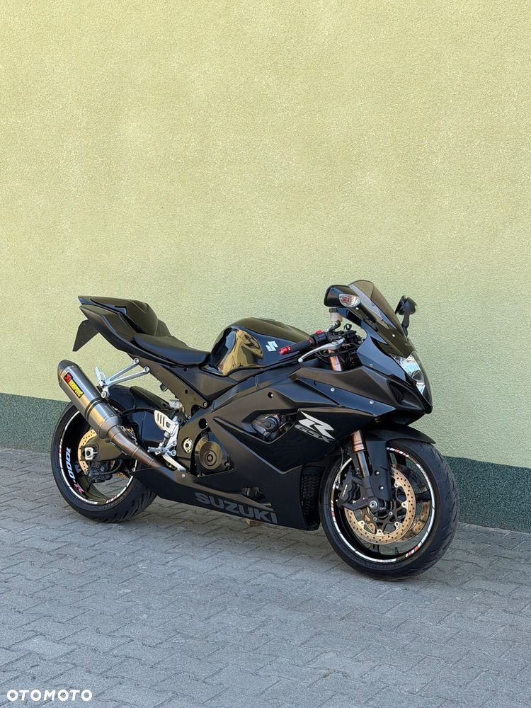 Suzuki GSX-R - 1