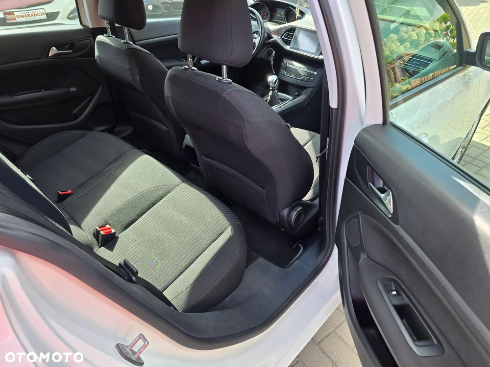 Peugeot 308 - 10