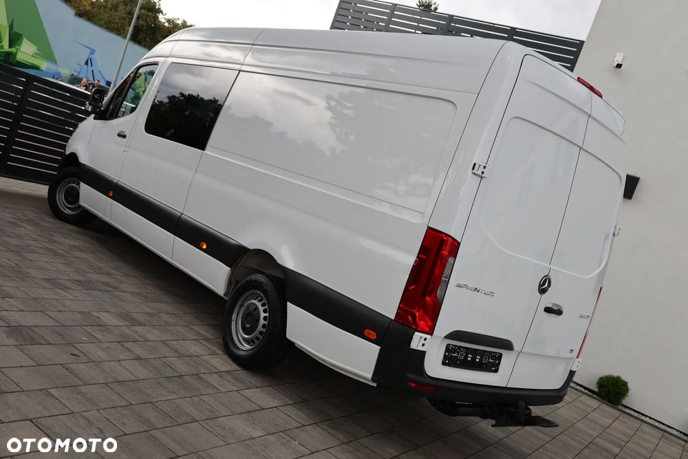 Mercedes-Benz Sprinter - 6