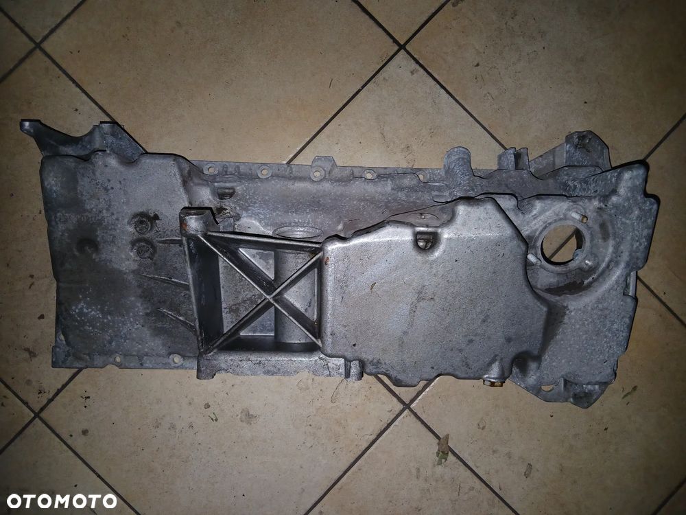 Miska olejowa BMW E83 X3 4X4  3l.d M57 7801367