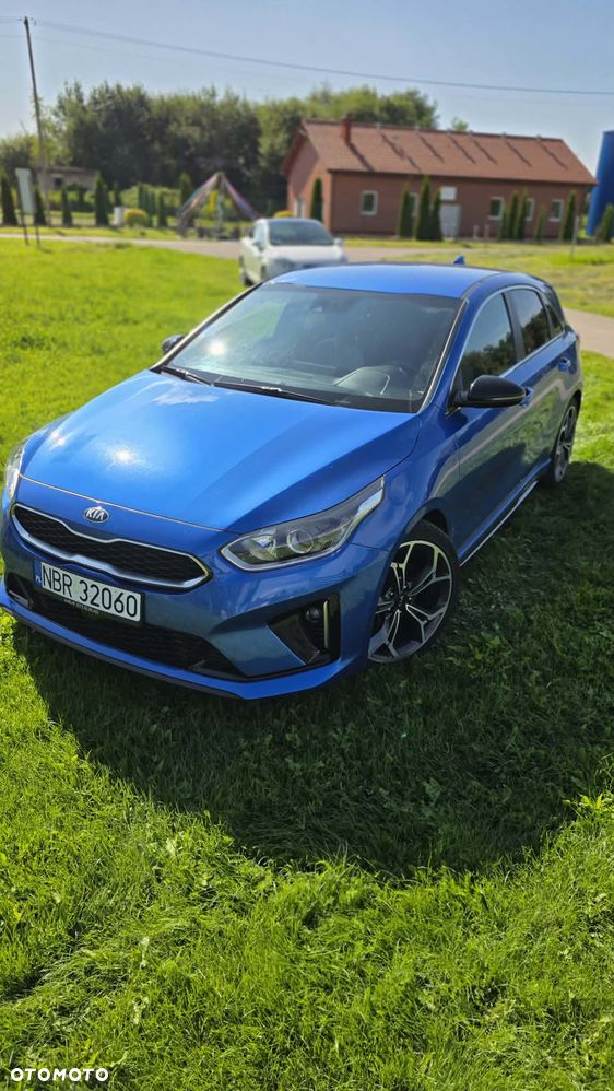 Kia Ceed - 1