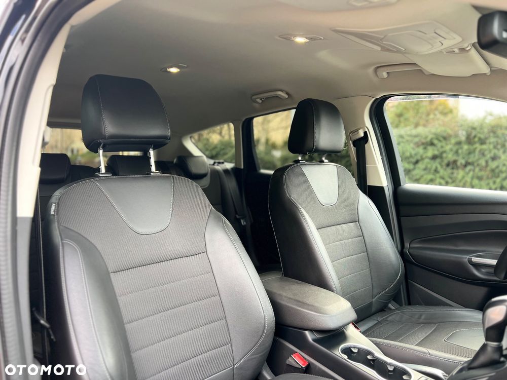 Ford Kuga 2.0 TDCi 4x4 Titanium - 26