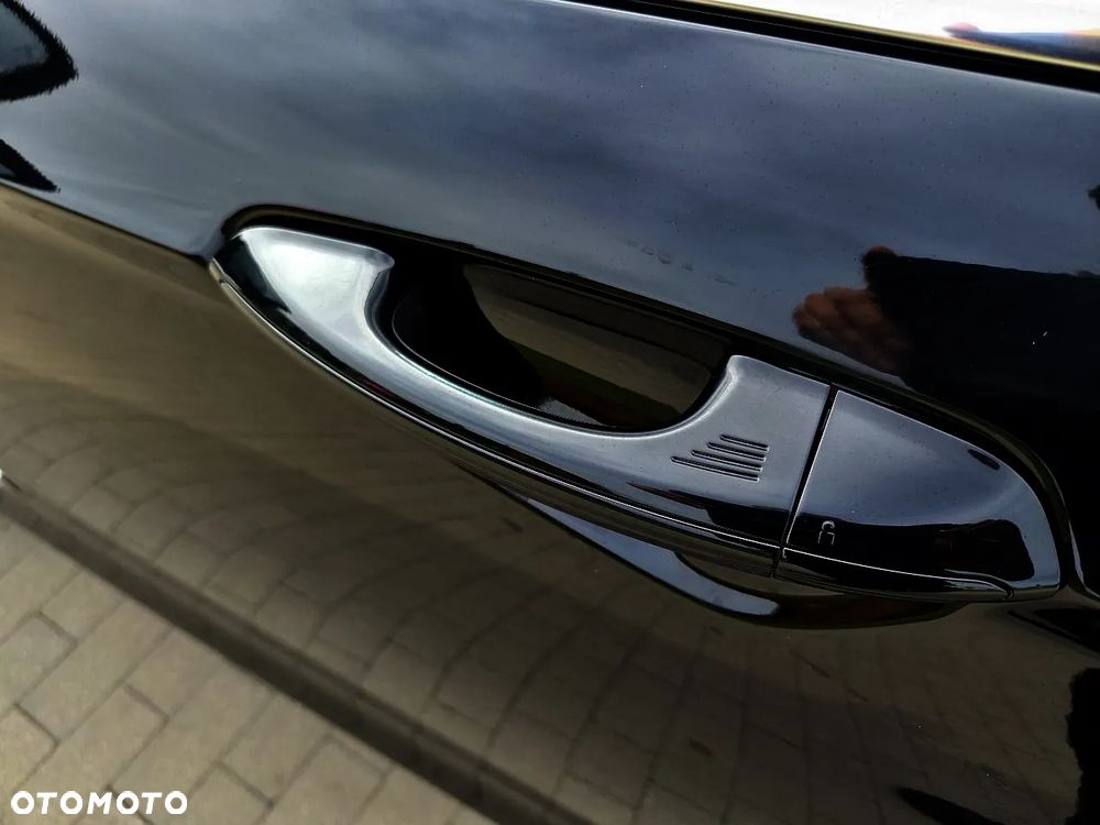 Ford Mondeo 2.0 Hybrid Executive Plus - 34