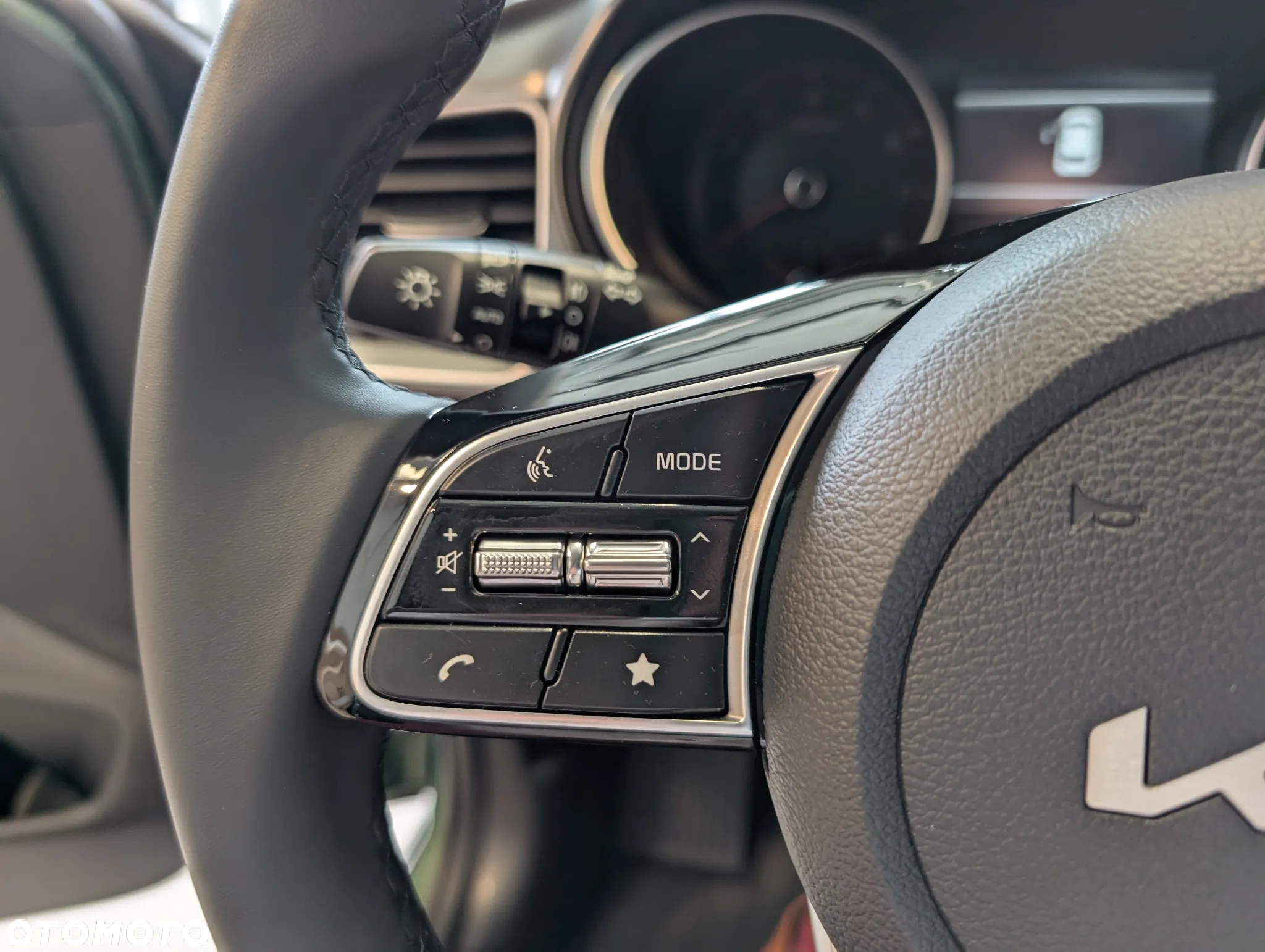 Kia Ceed 1.5 T-GDI M - 9