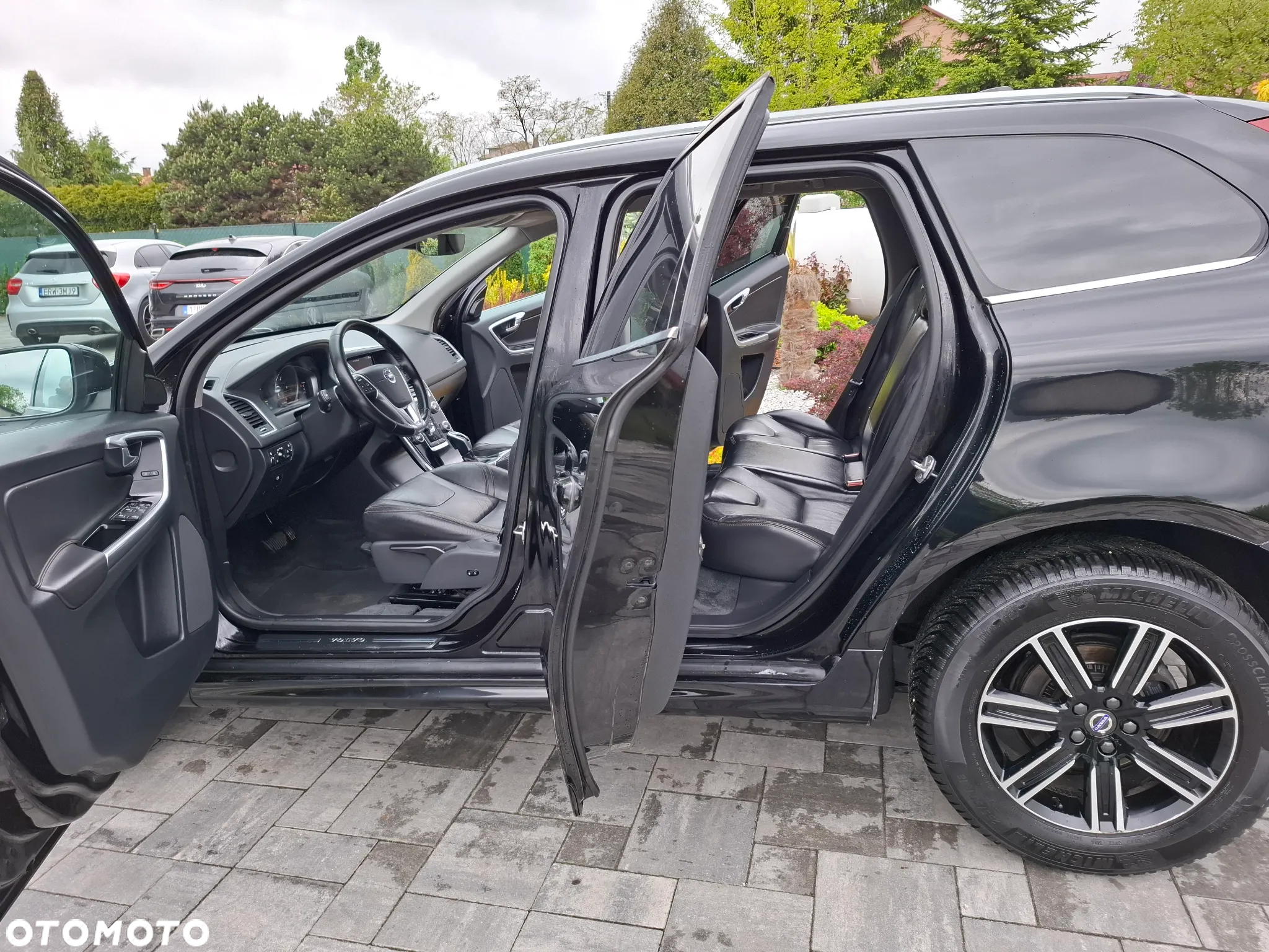 Volvo XC 60 - 24