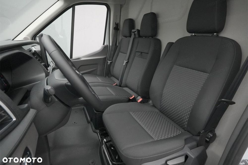 Ford Transit 350 L2H2 Trend 2.0 130KM - 6