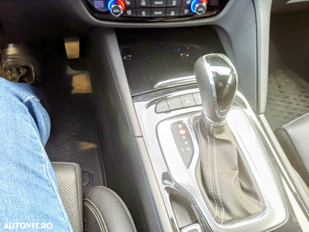 Opel Insignia 2.0 CDTI Start/Stop Aut. Edition - 3