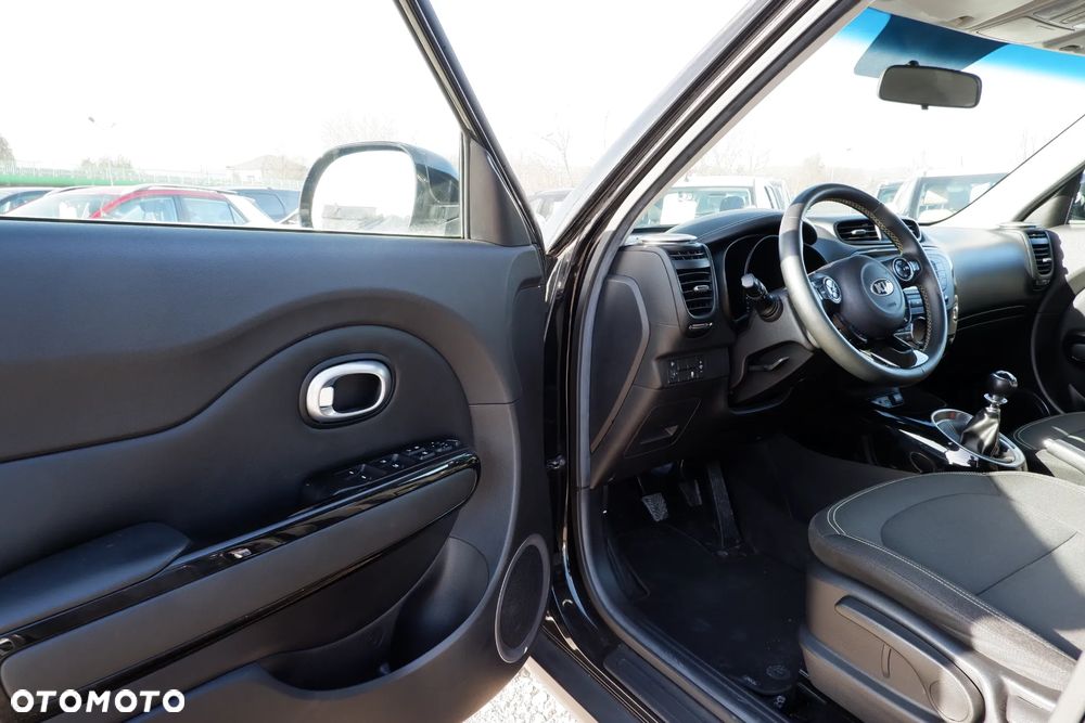 Kia Soul 1.6 GDI Dream-Team Edition - 25