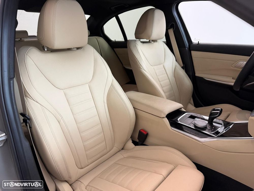 BMW 330 i Aut. M Sport - 14