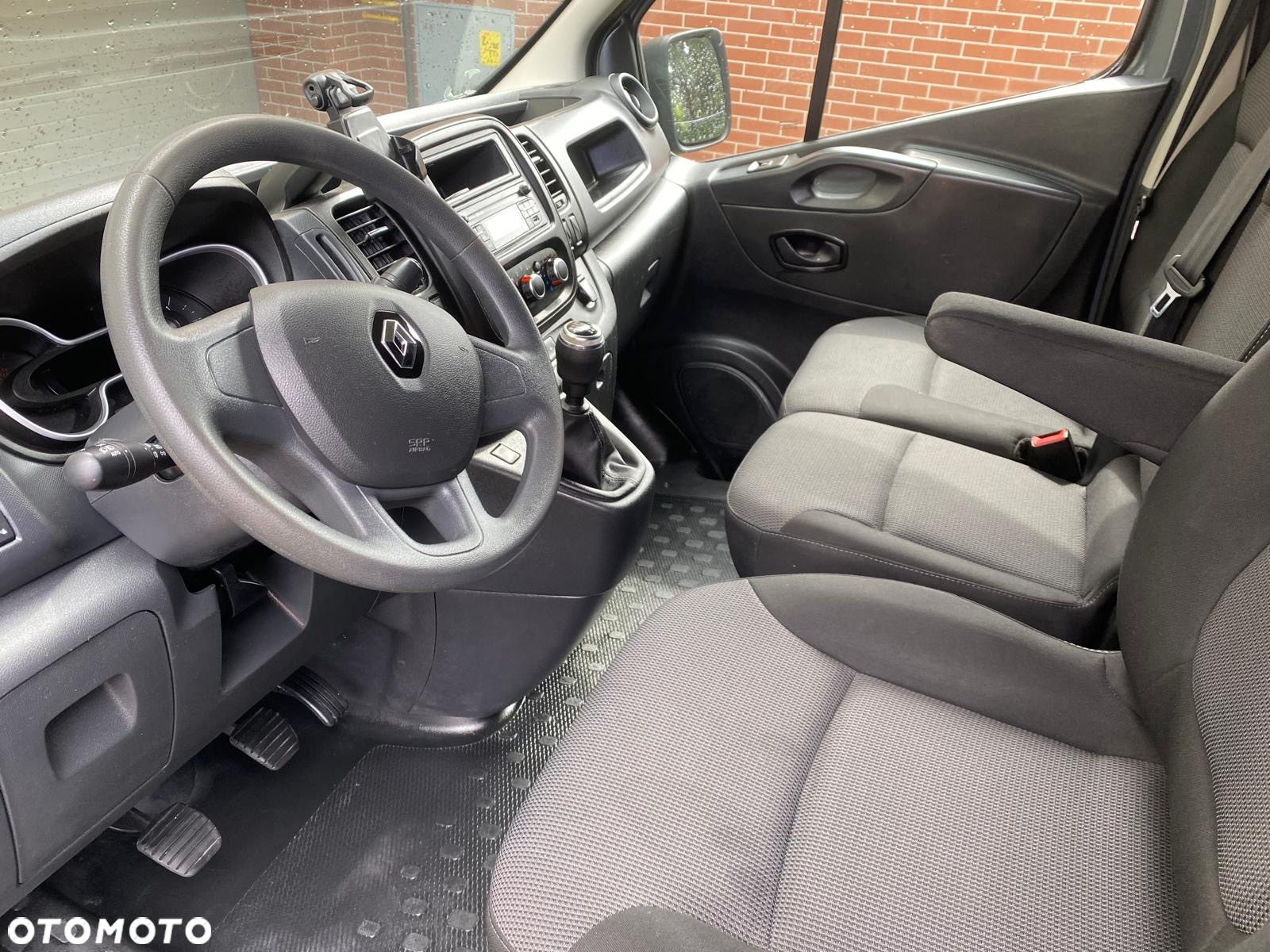 Renault Trafic - 6