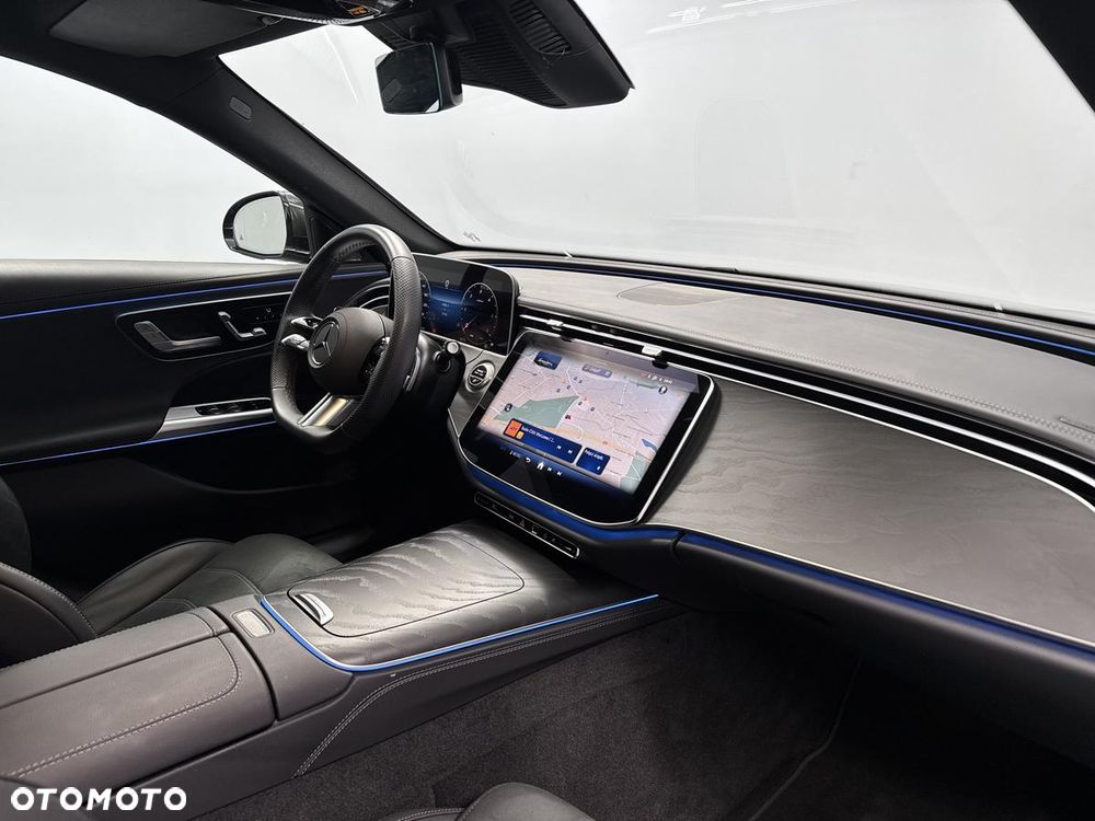 Mercedes-Benz Klasa E 220 d 9G-TRONIC Edition AMG Line - 24