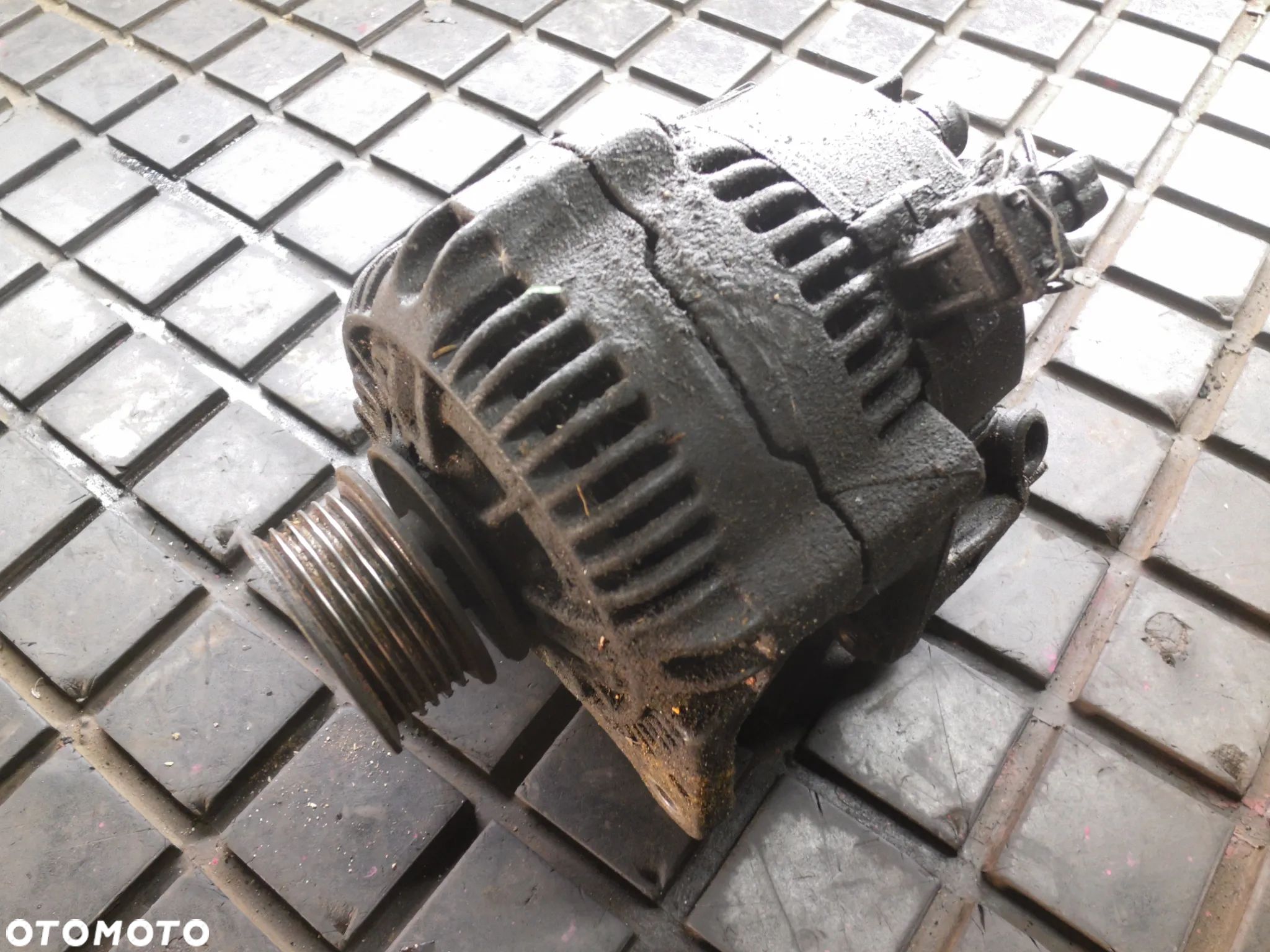 ALTERNATOR 037903025C 0123320034 AUDI A3 8L VW GOLF IV 1.8 90A - 1