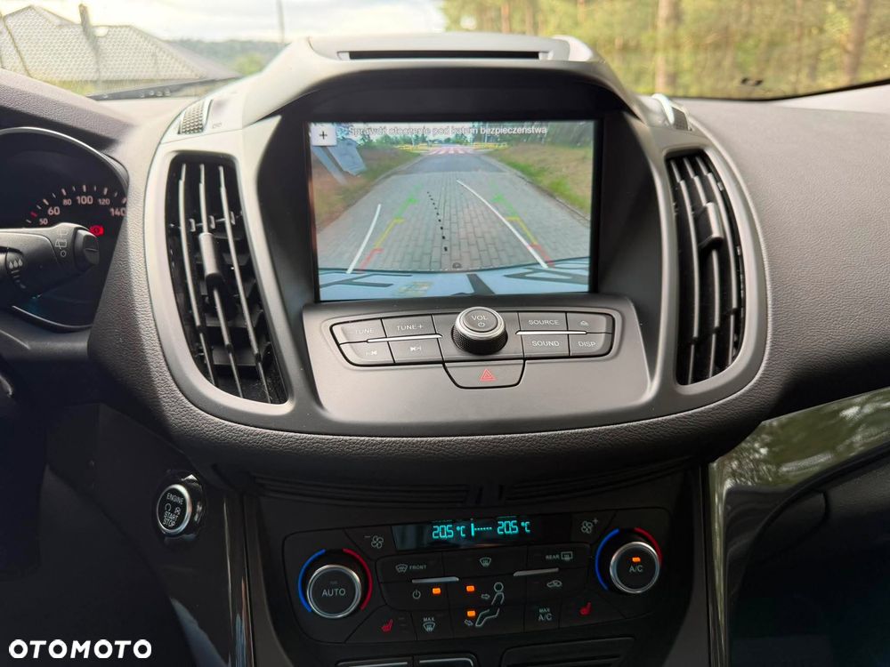 Ford Kuga 2.0 TDCi FWD Titanium - 22
