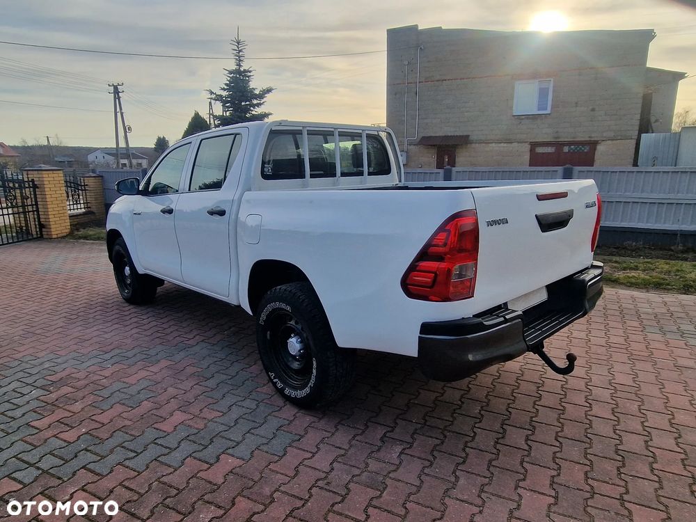 Toyota Hilux 2.4 D-4D Double Cab DLX 4x4 - 6