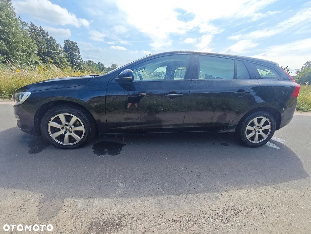 Volvo V60 D3 Drive-E Kinetic - 6