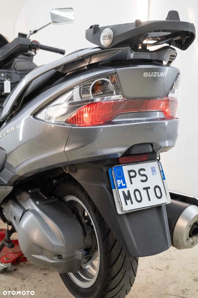 Suzuki Burgman - 17