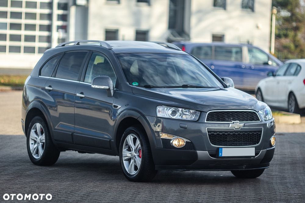 Chevrolet Captiva 2.2 4WD LTZ - 7