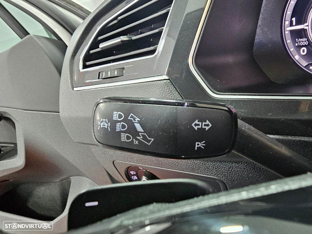 VW Tiguan 2.0 TDI R-Line DSG - 18