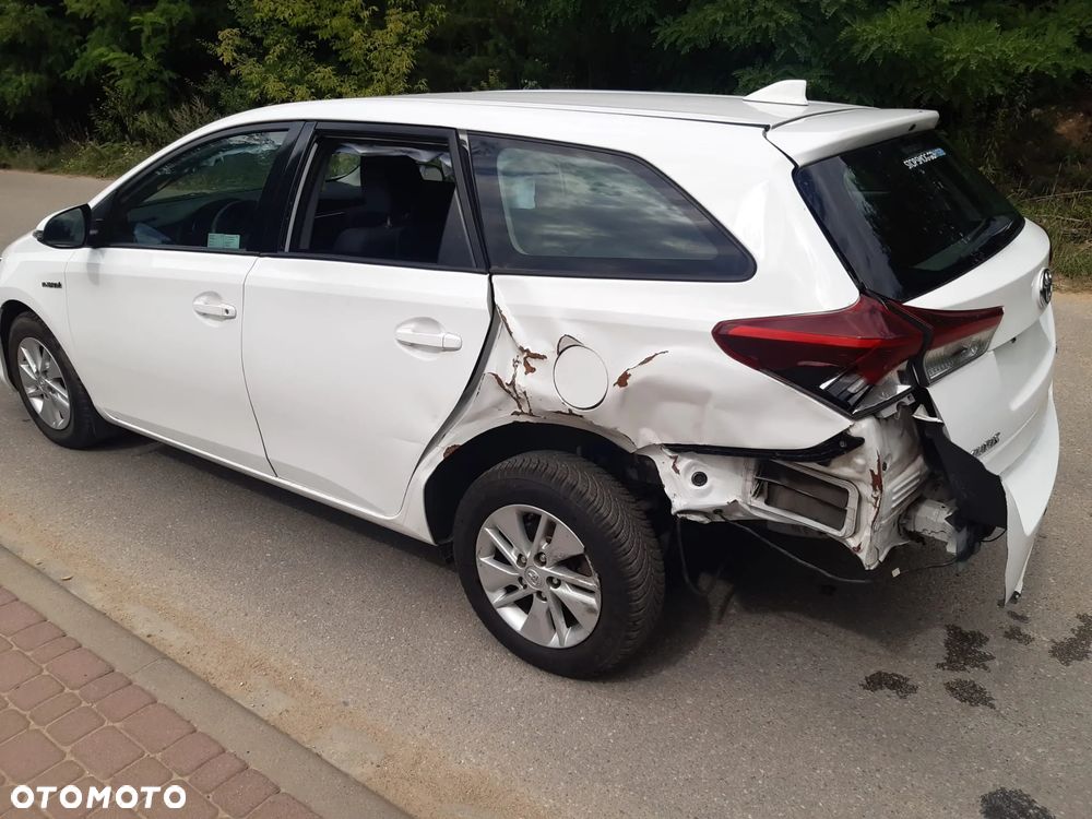 Toyota Auris Hybrid 135 Active - 6