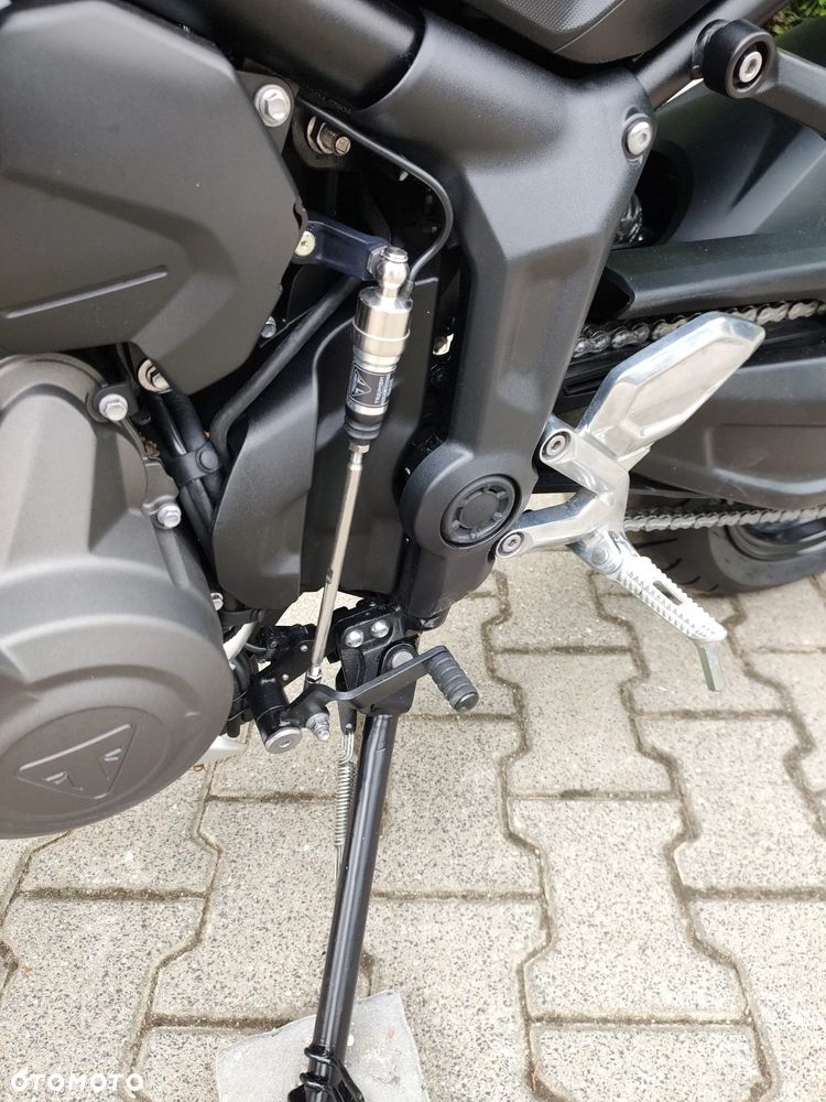 Triumph Trident - 14