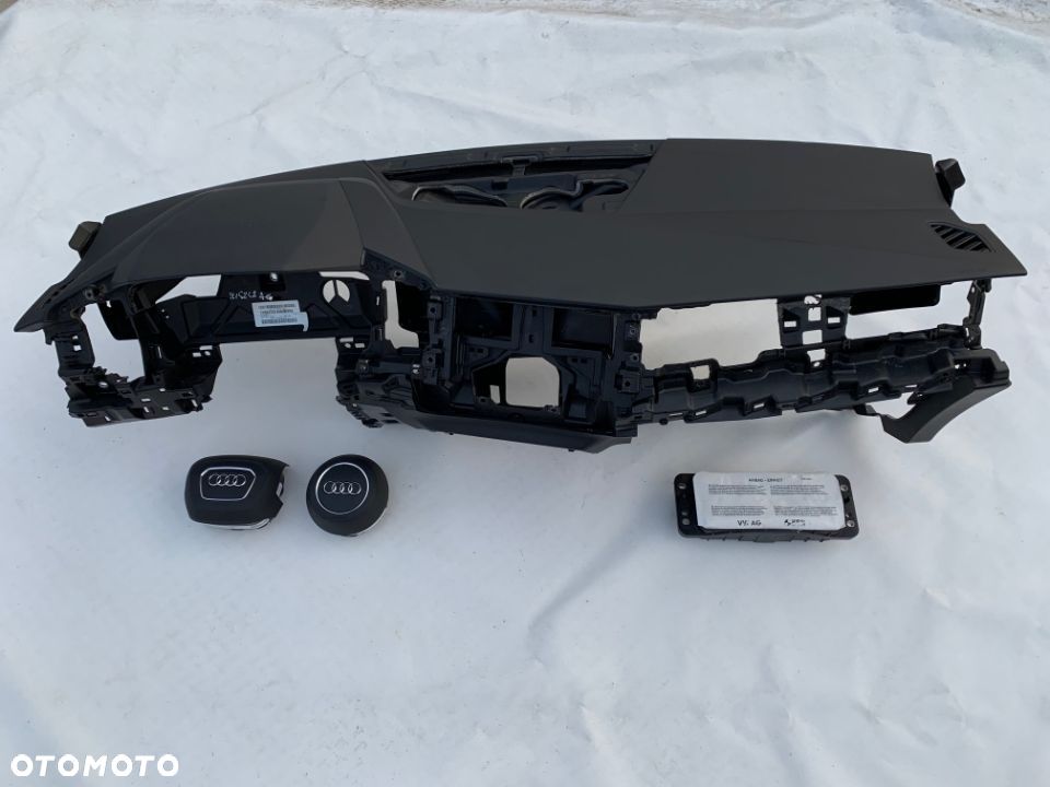 AUDI A1 82A 82 A DESKA KONSOLA KOKPIT PULPIT PÓŁKA PARAPET AIRBAG PODUSZKI PASY PAS Raz regeneracja - 3