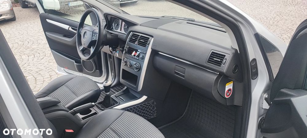 Mercedes-Benz Klasa B 170 - 25