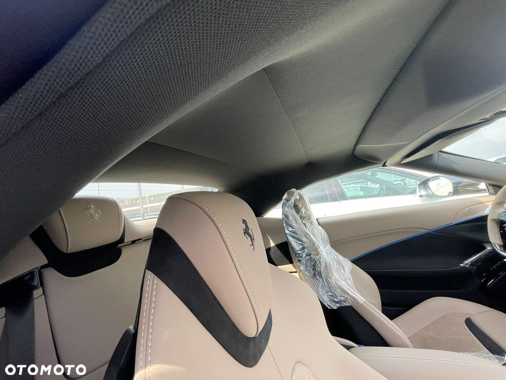 Ferrari Roma Spider - 20