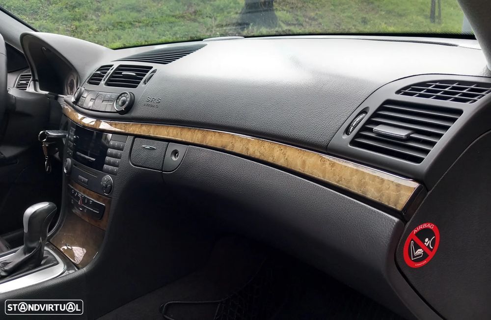 Mercedes-Benz E 220 CDi Avantgarde Aut. - 12