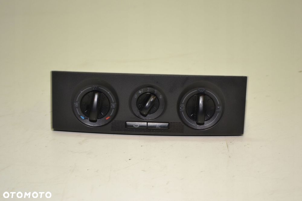 SKODA FABIA I PANEL PRZEŁĄCZNIK NAWIEWU KLIMATYZACJI 6Y0820045A - 2