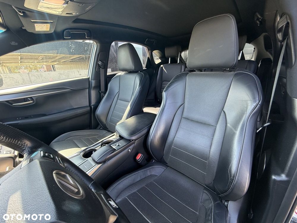 Lexus NX 300h F Sport AWD - 8