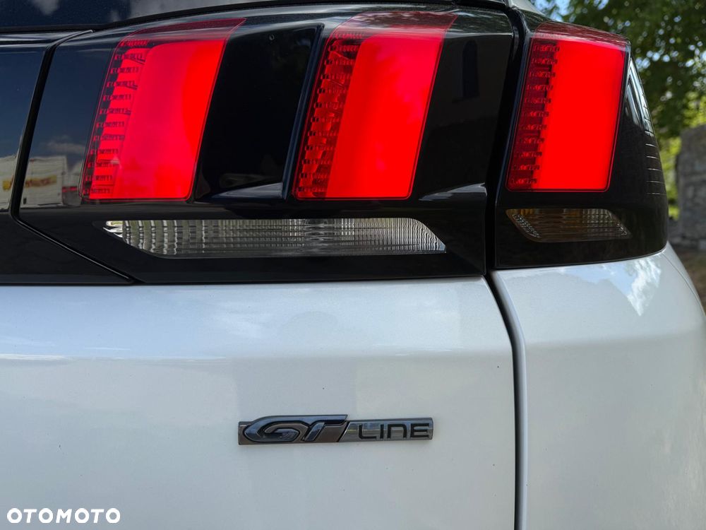 Peugeot 5008 1.5 BlueHDi Allure S&S EAT8 - 17