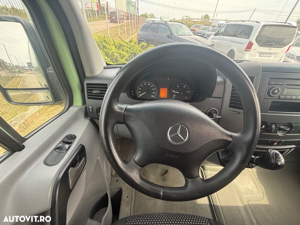 Mercedes-Benz Sprinter - 19