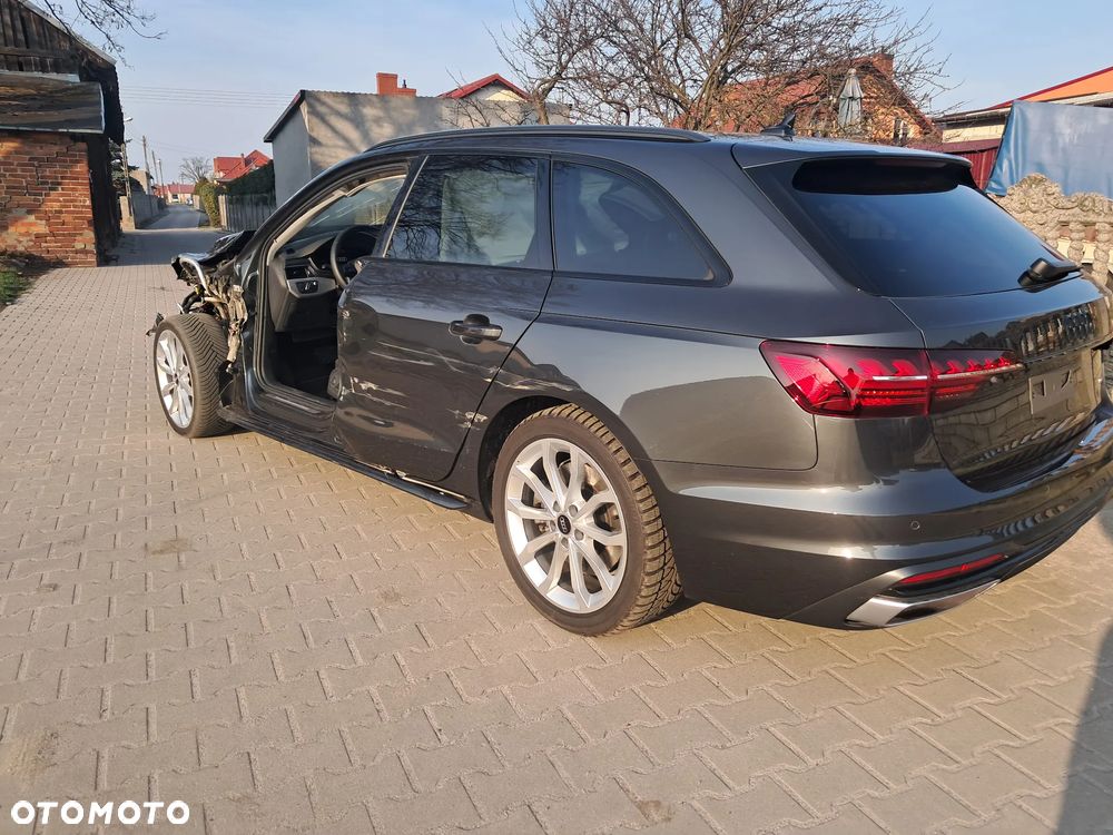 Audi A4 Avant 45 TFSI quattro S tronic - 10