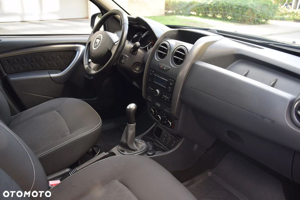 Dacia Duster 1.6 SCe Laureate S&S - 18