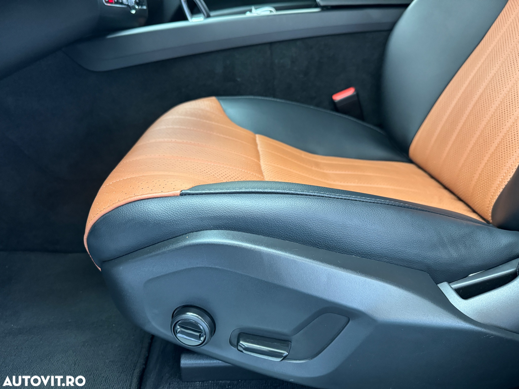 Volvo XC 60 B4 MHEV AT8 AWD Inscription - 16