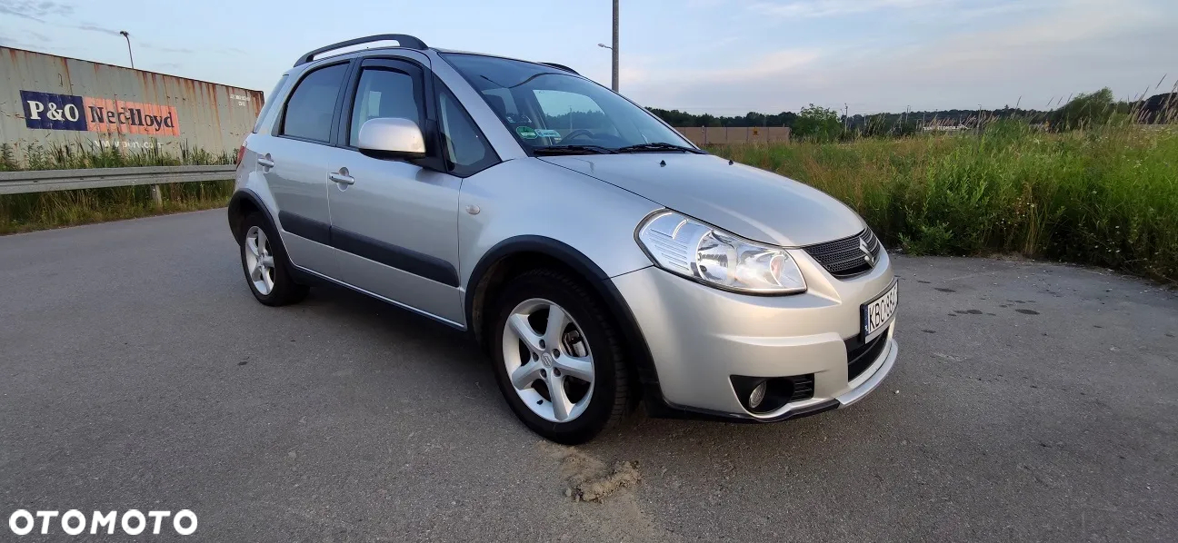 Suzuki SX4 1.6 GS / Premium - 3