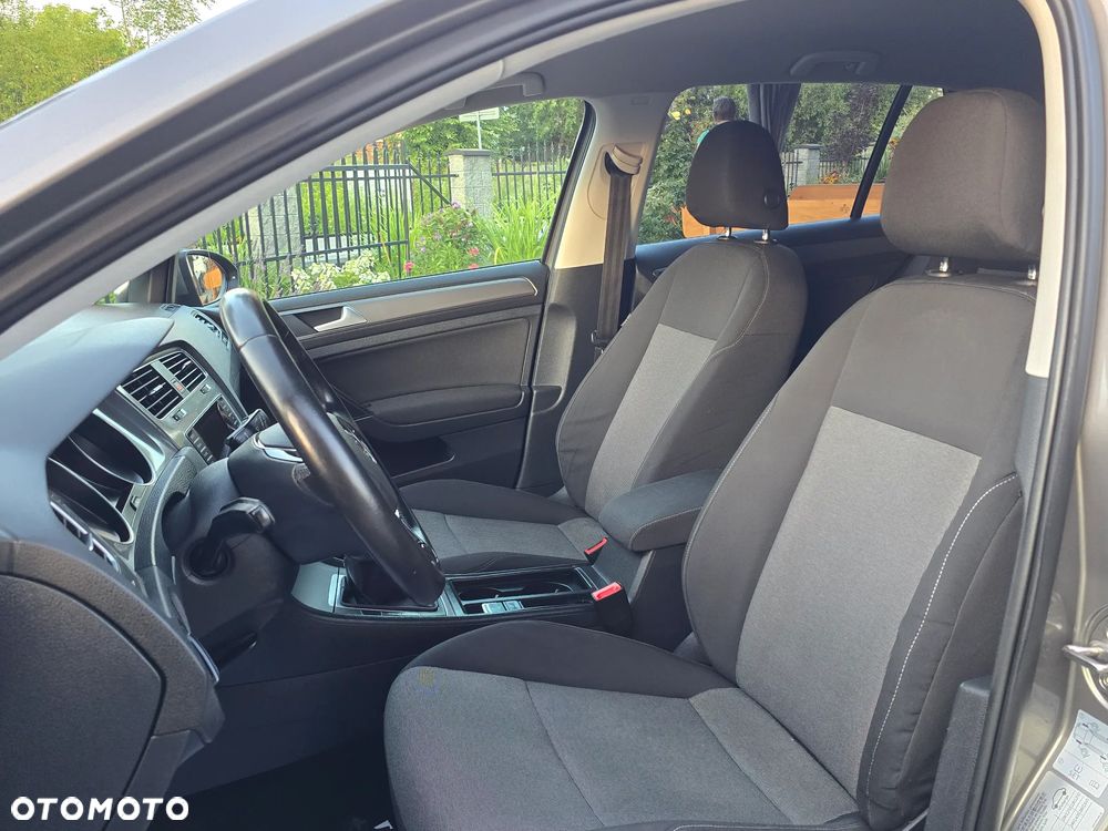 Volkswagen Golf 1.6 BlueTDI Comfortline - 27