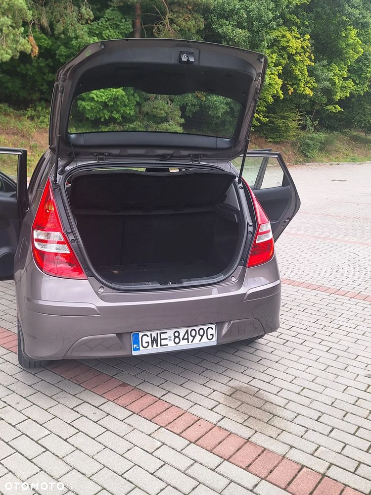Hyundai i30 1.4 Edition Plus - 12