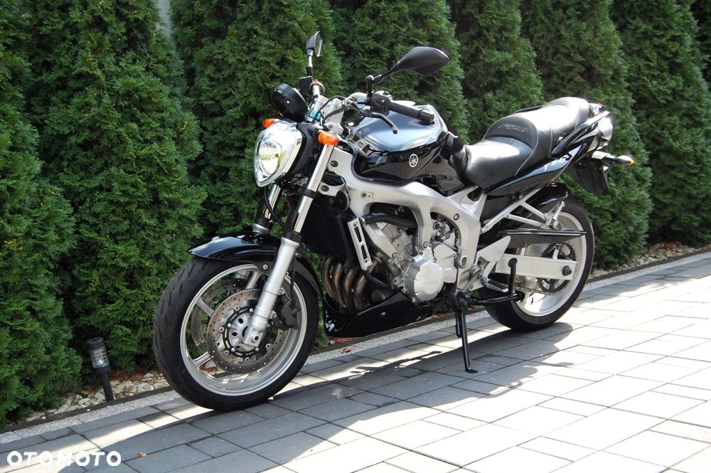 Yamaha FZ6 - 4