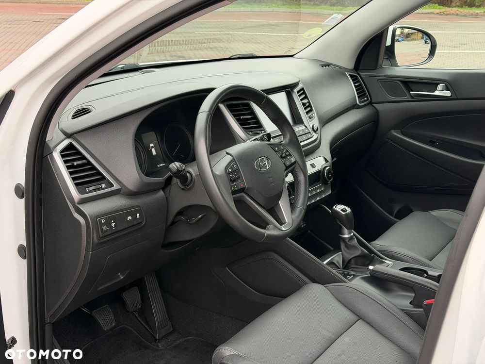 Hyundai Tucson - 12