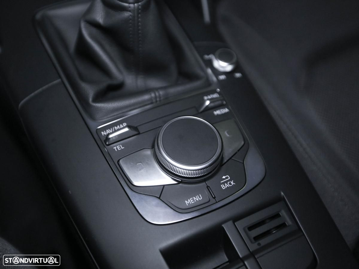 Audi A3 Sportback 30 TDI - 16