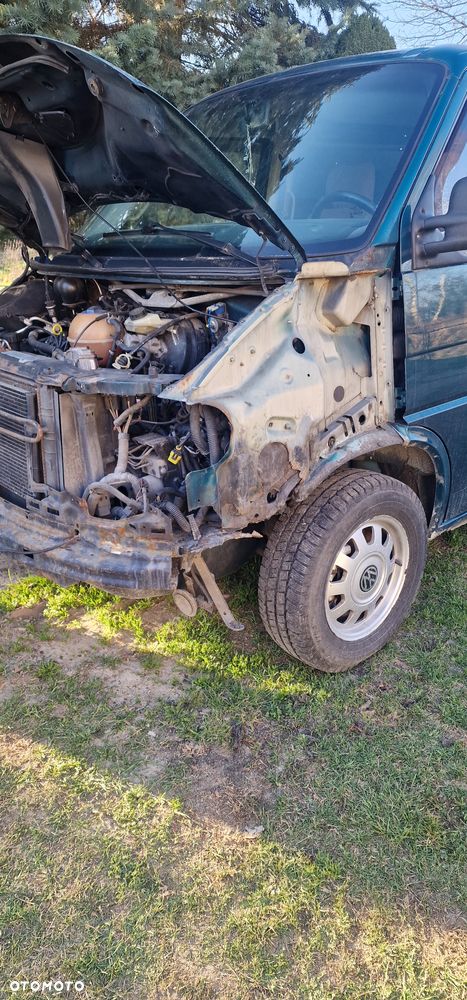 Volkswagen Multivan - 7