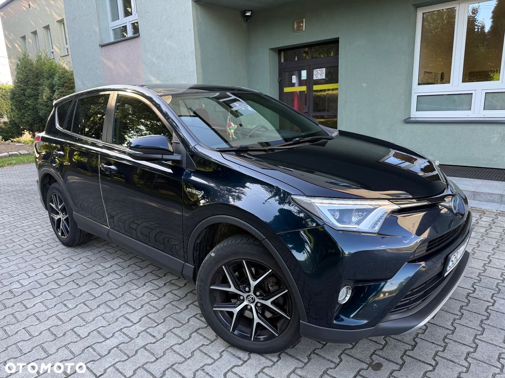 Toyota RAV4 - 10