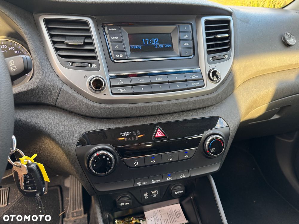 Hyundai Tucson 1.7 CRDI BlueDrive Classic 2WD - 20