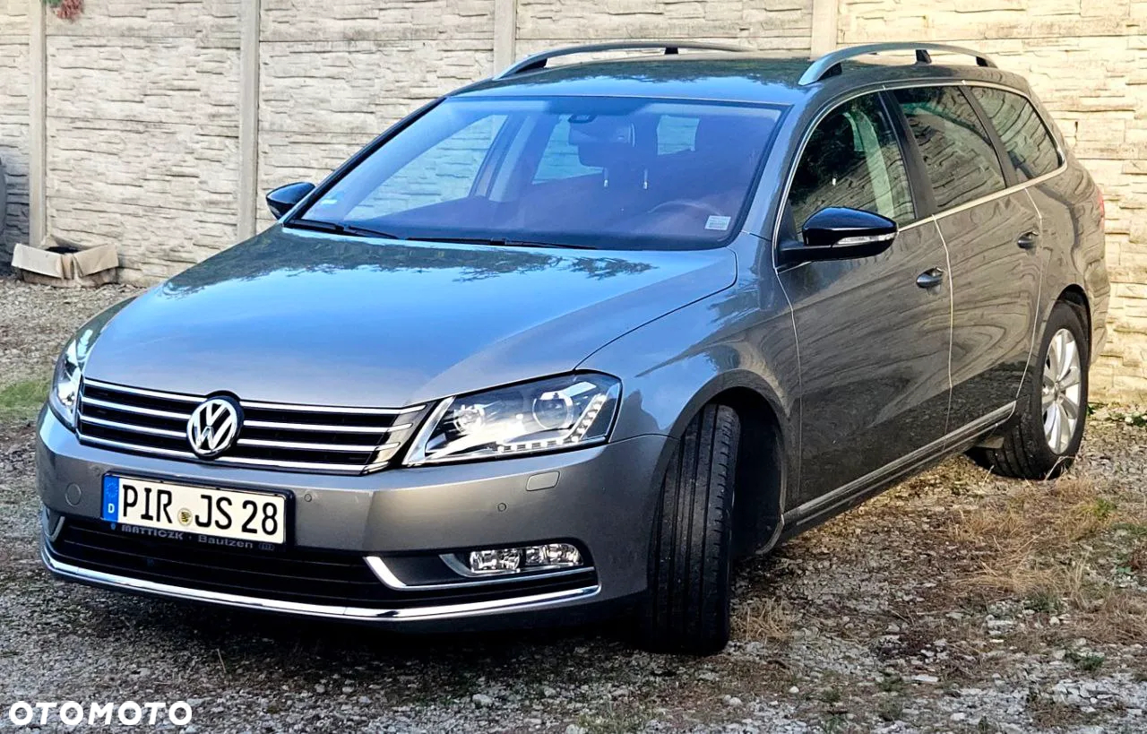 Volkswagen Passat 2.0 TDI Comfortline DSG - 2