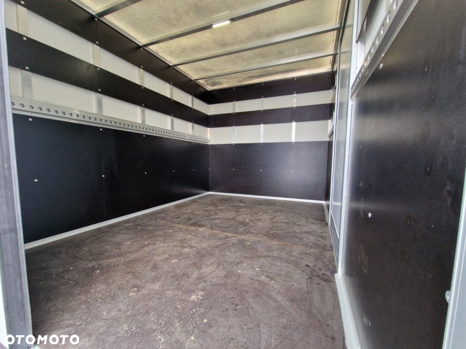 Ford Transit - 9