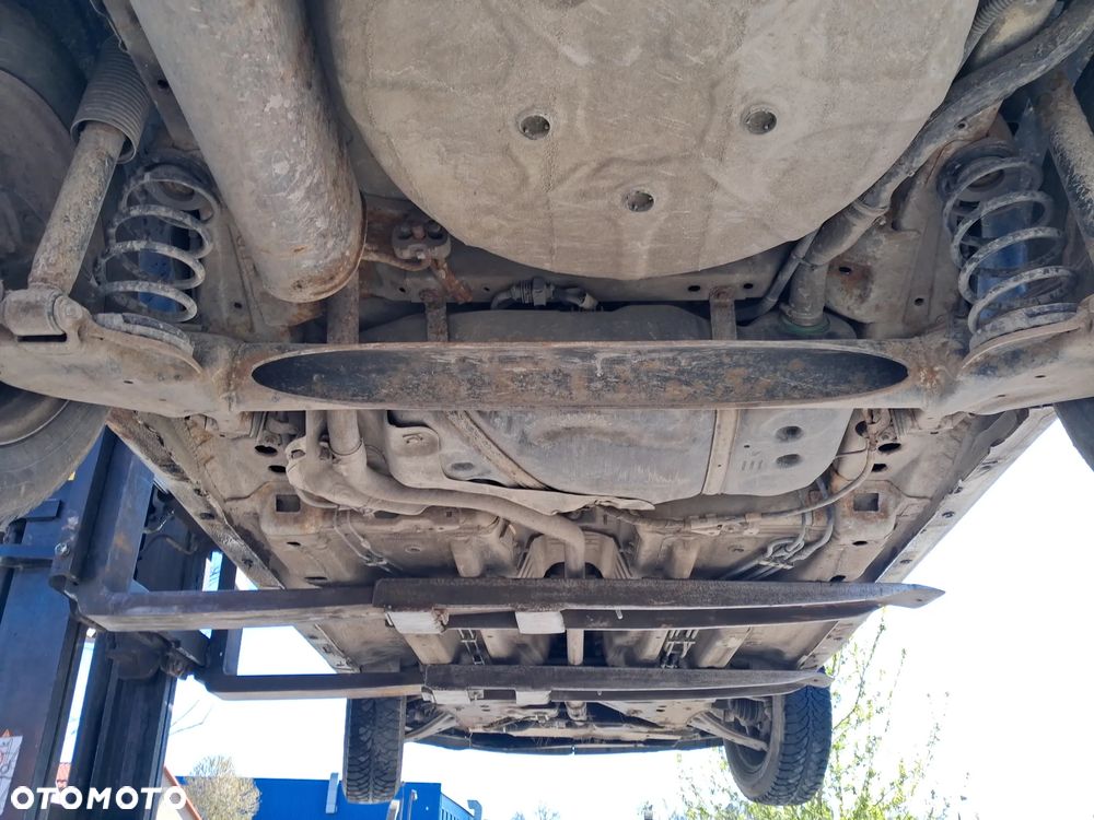 Opel Corsa D 3 silnik kompletny 1.3 CDTI diesel skrzynia biegów F17 W394 drzwi klapa zderzak błotnik kolor biały Y474 sprzęgło szyba deska wyświatlacz pas fotel podsufitka alternator maglownica pompa sterownik panel sterownik mcperson wahacz zwrotnica belka sanki przewód wąż wiązka poduszka lampa reflektor zamek zacisk radio stacyjka boczek obudowa osłona tłumik wydech kolektor wtrysk czujnik NA CZĘŚCI - 13