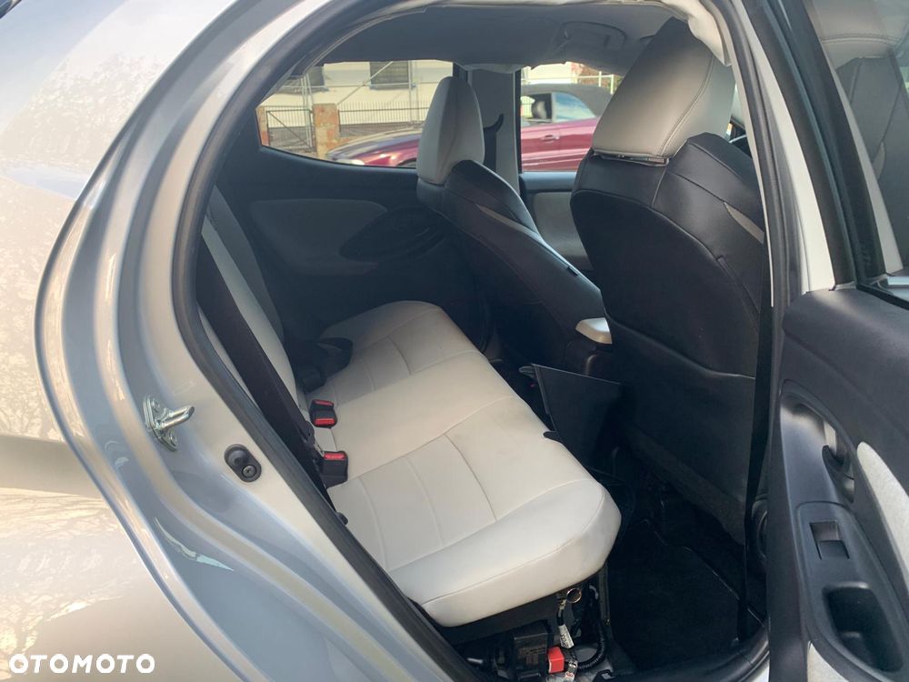 Toyota Yaris - 31
