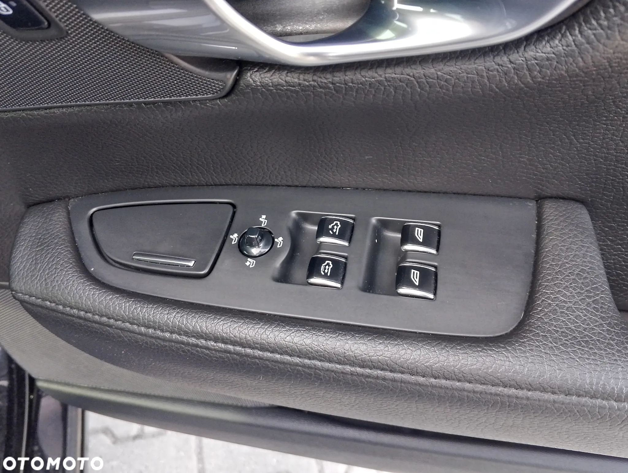 Volvo S90 T5 Geartronic Momentum - 12