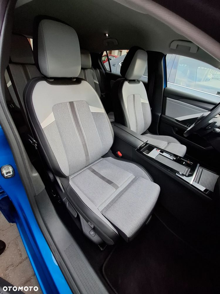 Opel Astra 1.2 Turbo Automatik Business Elegance - 20